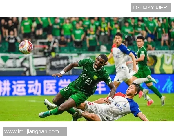 北京国安出征天津备战热身赛即将打响期待精彩对决